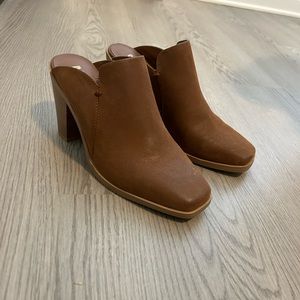 MIA brown mule clog heels